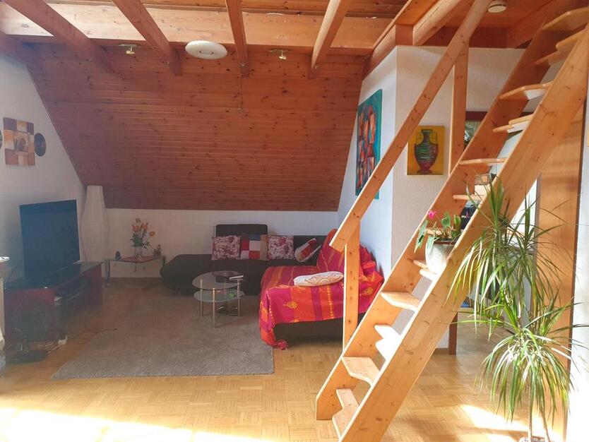 Nur für eine Person zwei Zimmerwohnung.