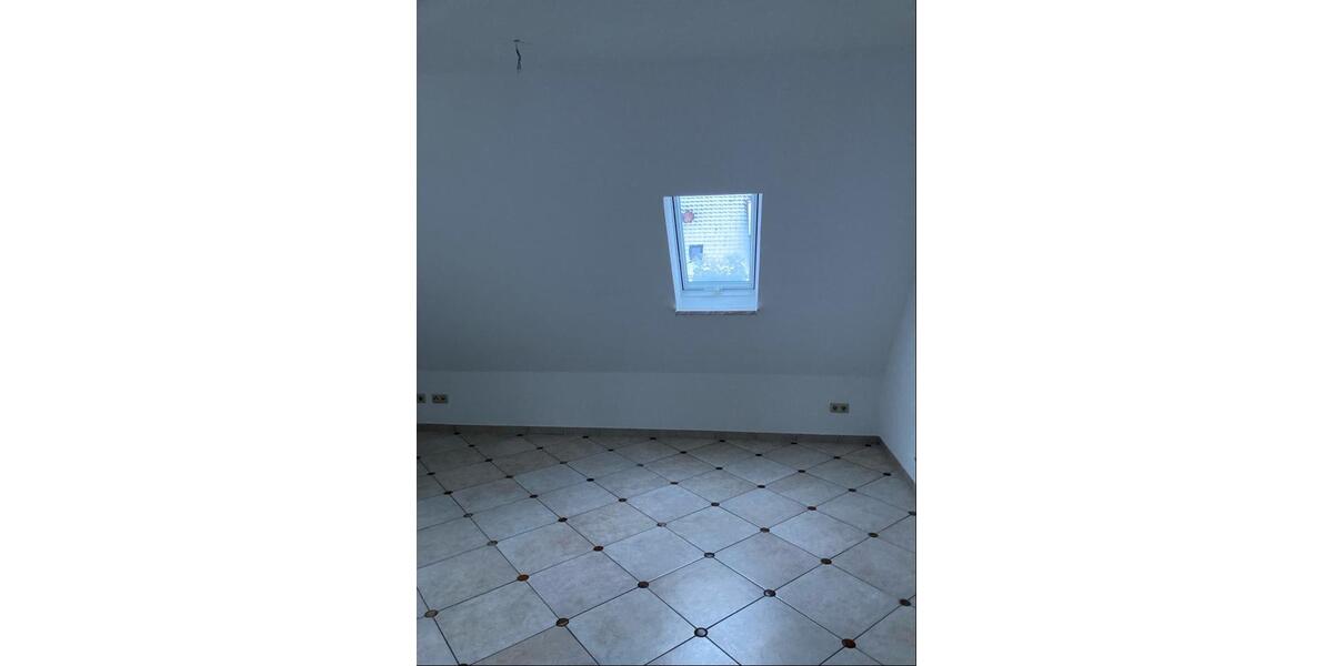 Dachgeschoßwohnung Bad Liebenstein - 2 Zimmer, 54 m&sup2;, 420&euro; | Angebot:25854925