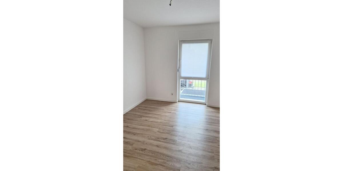 Erdgeschoßwohnung Schortens - 3 Zimmer, 86 m&sup2;, 650&euro; | Angebot:26441392