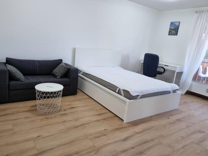 3 freie WG-Zimmer in Nürnberg - Schweinau