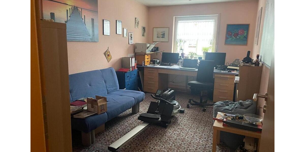 Etagenwohnung Bensheim - 4 Zimmer, 140 m&sup2;, 1.600&euro; | Angebot:24842527