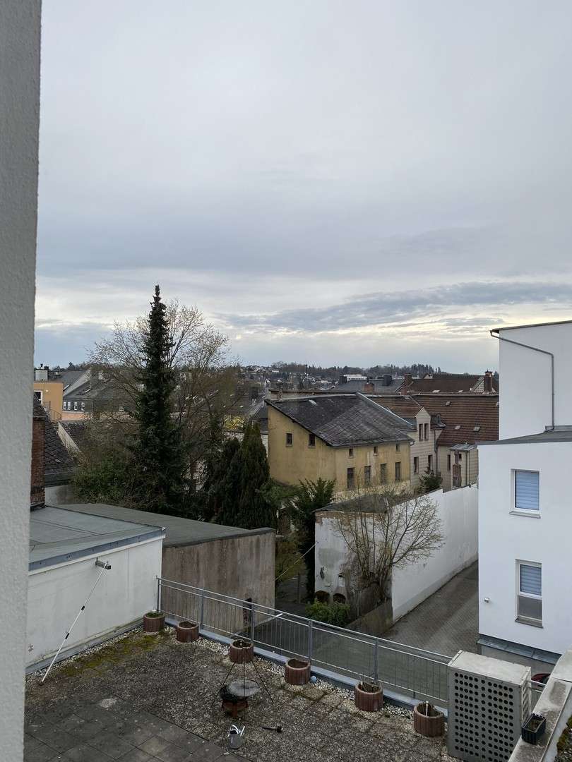 Wohnung zum Mieten in Hof 708 € 85.1 m² 4 zimmer