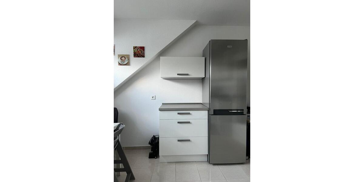 Dachgeschoßwohnung Scheuerfeld - 4 Zimmer, 80 m&sup2;, 700&euro; | Angebot:24370385