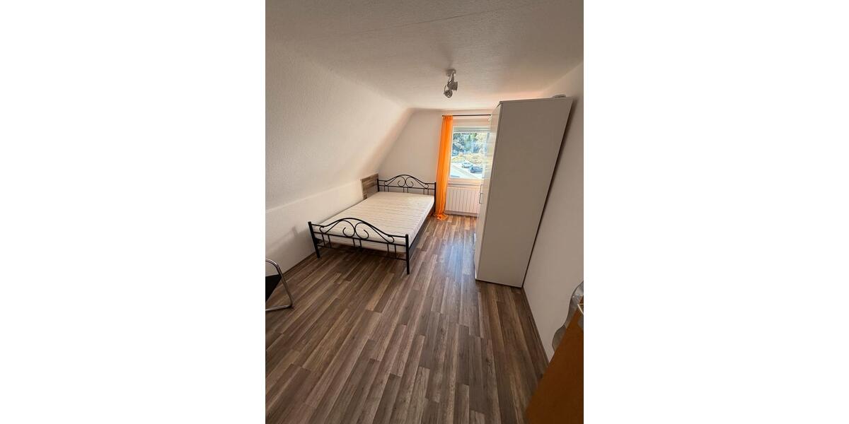 Etagenwohnung Albstadt - 1 Zimmer, 30 m&sup2;, 450&euro; | Angebot:26133496