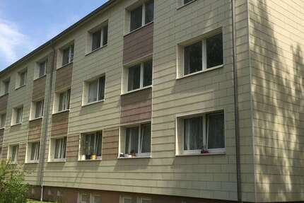 Kleiner Preis! Große Wohnung mit Gäste Bad! 6 zimmer