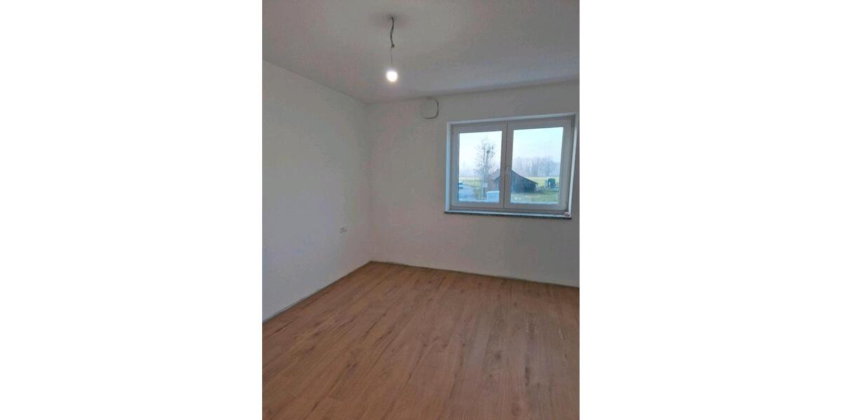 Wohnen auf Zeit Leutkirch im Allgäu - 2 Zimmer, 72 m&sup2;, 590&euro; | Angebot:25587830