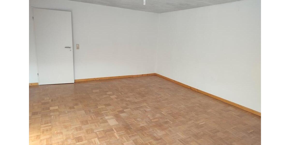 Wohnen auf Zeit Stuttgart Sillenbuch - 16 Zimmer, 66 m&sup2;, 520&euro; | Angebot:26607790