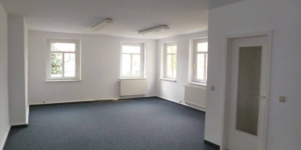 Gewerbeobjekt Bautzen - 2 Zimmer, 67 m&sup2;, 300&euro; | Angebot:25709238