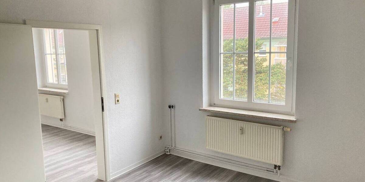 Etagenwohnung Dessau-Roßlau Roßlau - 2 Zimmer, 47 m&sup2;, 299&euro; | Angebot:26686514