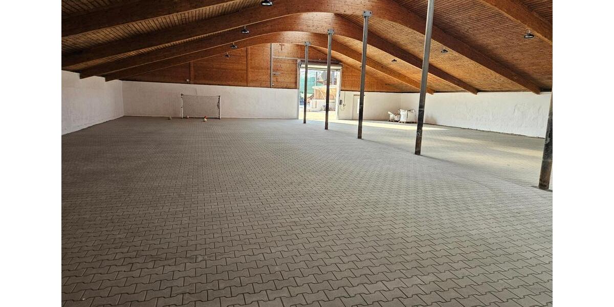 Gewerbeobjekt Höttingen - 2.250&euro; | Angebot:25790532