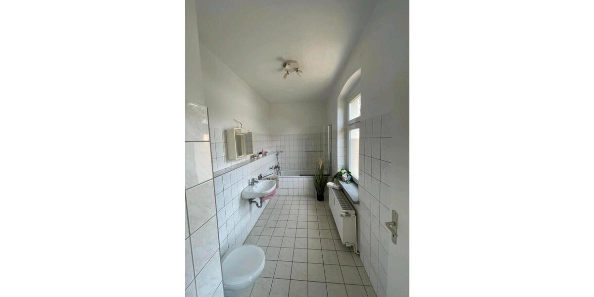 Etagenwohnung Hartmannsdorf - 1 Zimmer, 32 m&sup2;, 230&euro; | Angebot:25064687
