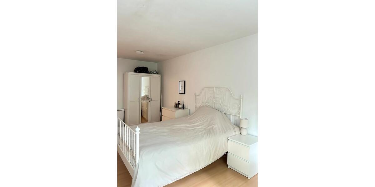 Etagenwohnung Stuttgart Stuttgart-Mitte - 1 Zimmer, 20 m&sup2;, 614&euro; | Angebot:26591986