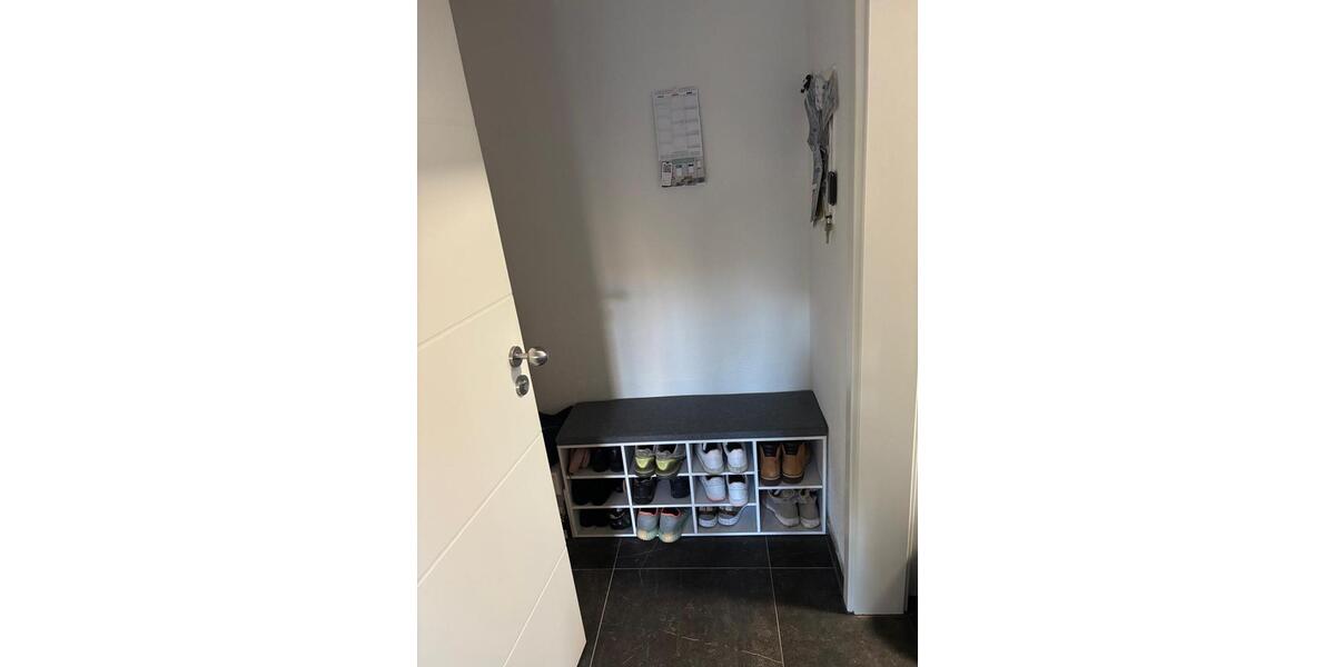 2-Zi-Dachgeschoß hochwertig renoviert und ausgestattet 2 zimmer