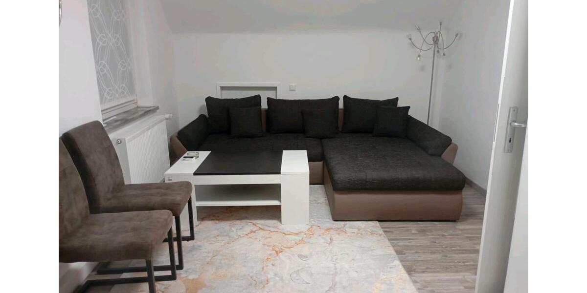 Dachgeschoßwohnung Hameln Kernstadt - 3 Zimmer, 65 m&sup2;, 490&euro; | Angebot:26588544