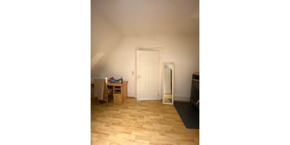 Dachgeschoßwohnung Offenburg - 1 Zimmer, 20 m&sup2;, 480&euro; | Angebot:25985348