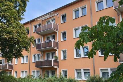 Wohnung Bad Dürrenberg - 3 Zimmer, 61 m&sup2;, 351&euro; | Angebot:26088596