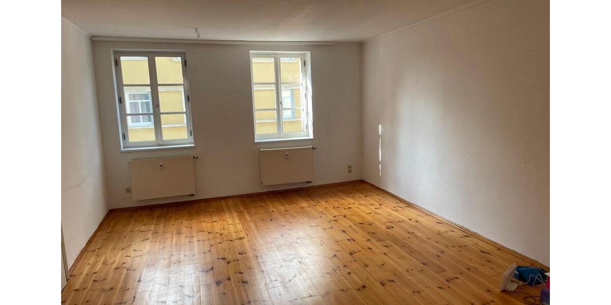 Etagenwohnung Bitterfeld-Wolfen Bitterfeld - 2 Zimmer, 57 m&sup2;, 350&euro; | Angebot:26629871