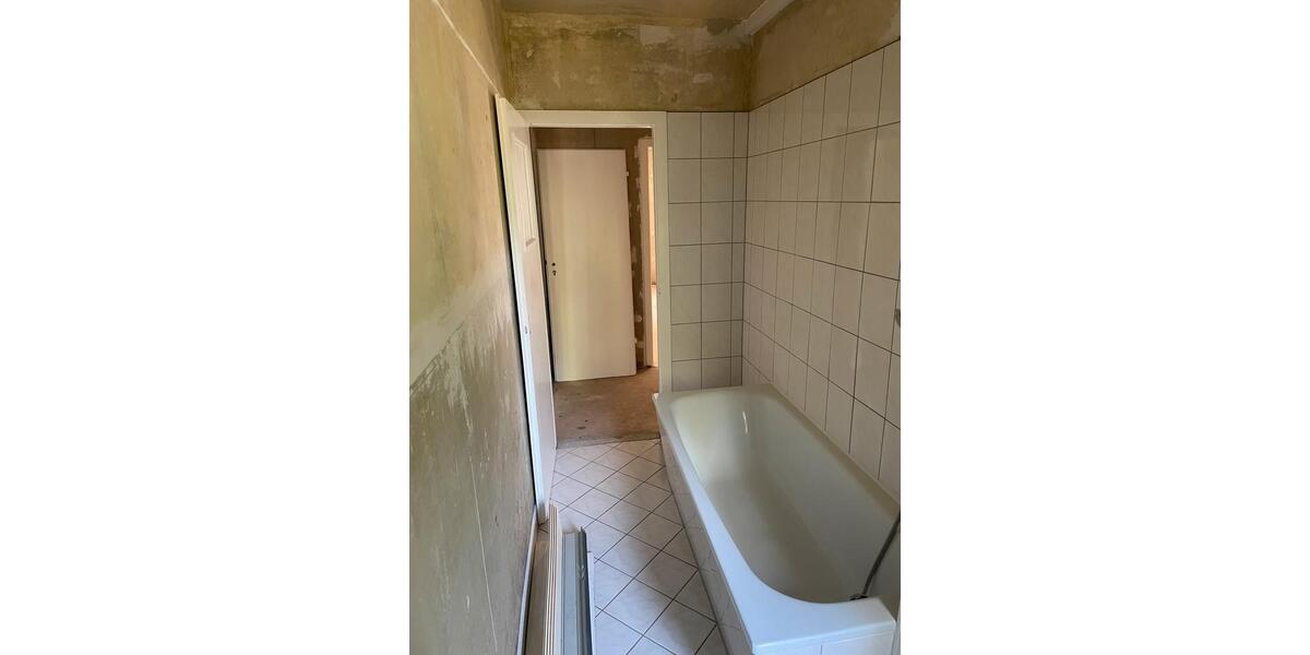 Erdgeschoßwohnung Hoyerswerda - 3 Zimmer, 62 m&sup2;, 480&euro; | Angebot:26168411