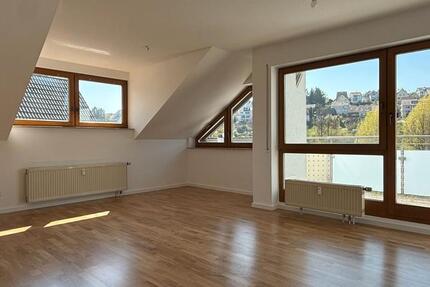 Wohnung Esslingen am Neckar Hegensberg - 3.5 Zimmer, 68 m&sup2;, 930&euro; | Angebot:26447011