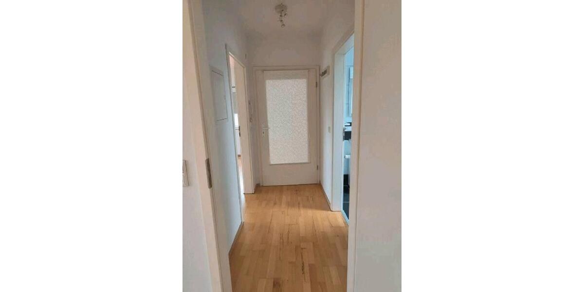 Dachgeschoßwohnung Bous - 1 Zimmer, 65 m&sup2;, 500&euro; | Angebot:26039179