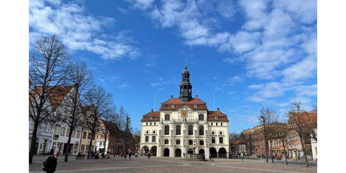 Etagenwohnung Lüneburg Altstadt - 3 Zimmer, 105 m&sup2;, 1.300&euro; | Angebot:24916758