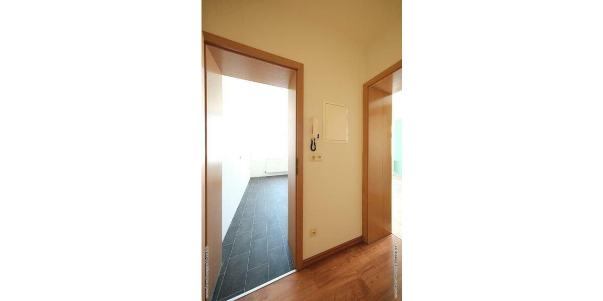 Etagenwohnung Schneeberg - 3 Zimmer, 60 m&sup2;, 360&euro; | Angebot:26442342
