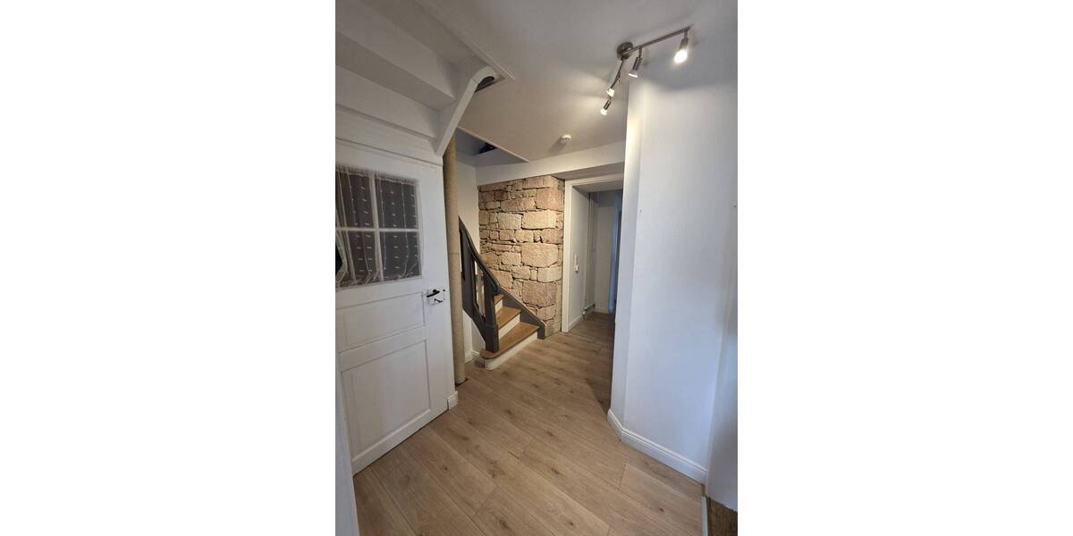 Doppelhaushälfte Kandern - 6 Zimmer, 157 m&sup2;, 2.050&euro; | Angebot:26819746