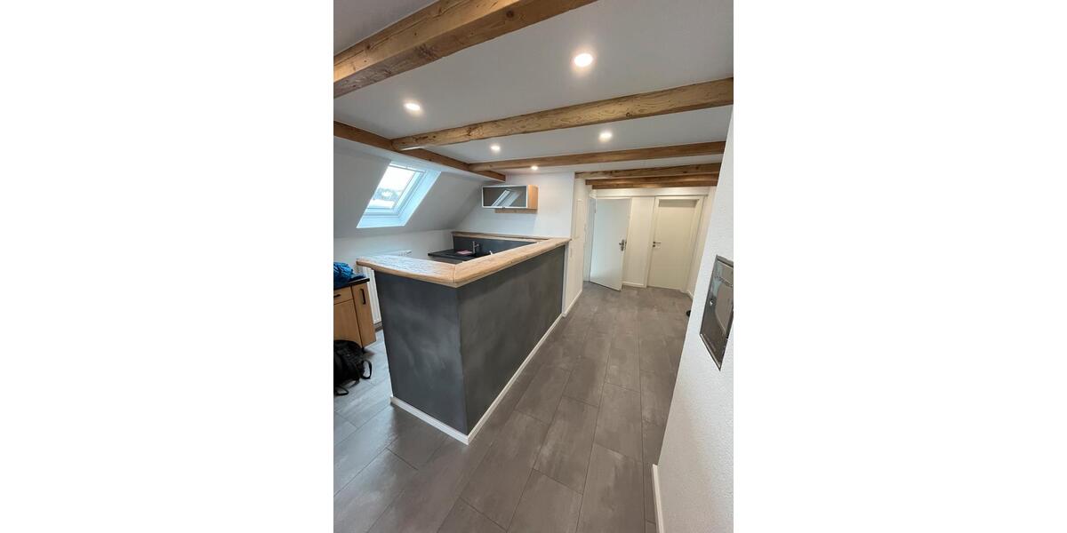 Dachgeschoßwohnung Rottweil - 3.5 Zimmer, 120 m&sup2;, 1.090&euro; | Angebot:26416023