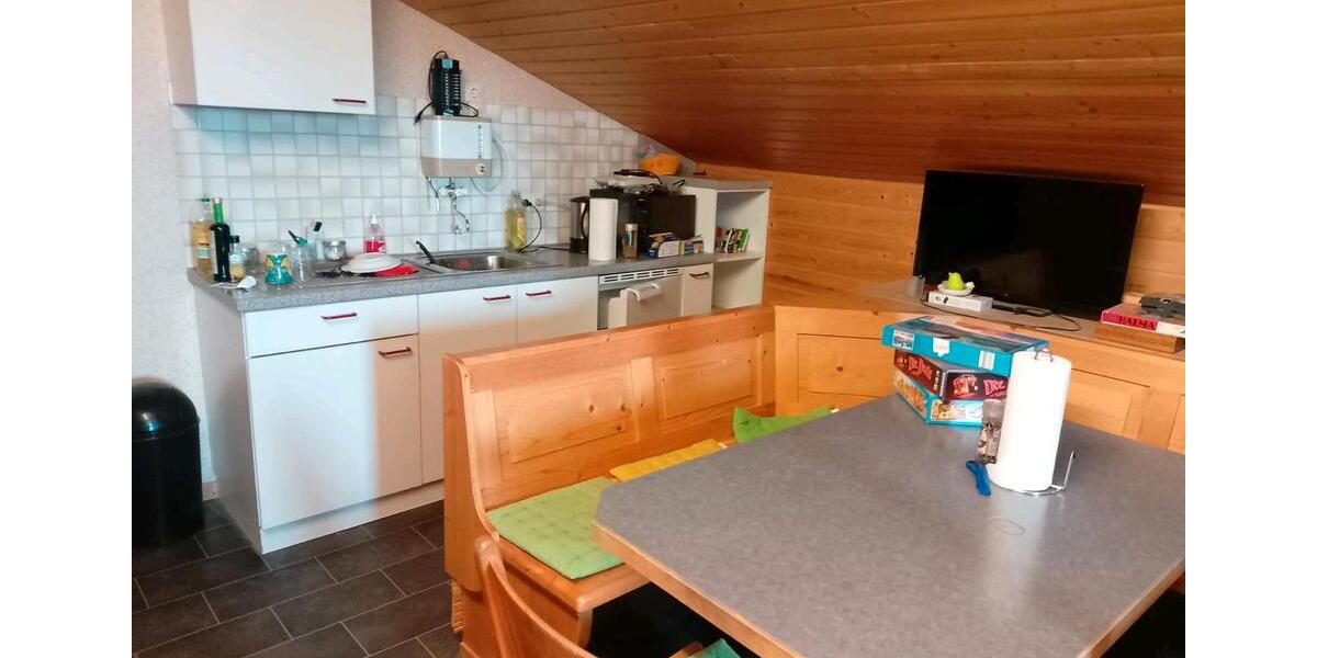 Etagenwohnung Grafenhausen - 2 Zimmer, 33 m&sup2;, 180&euro; | Angebot:25907009