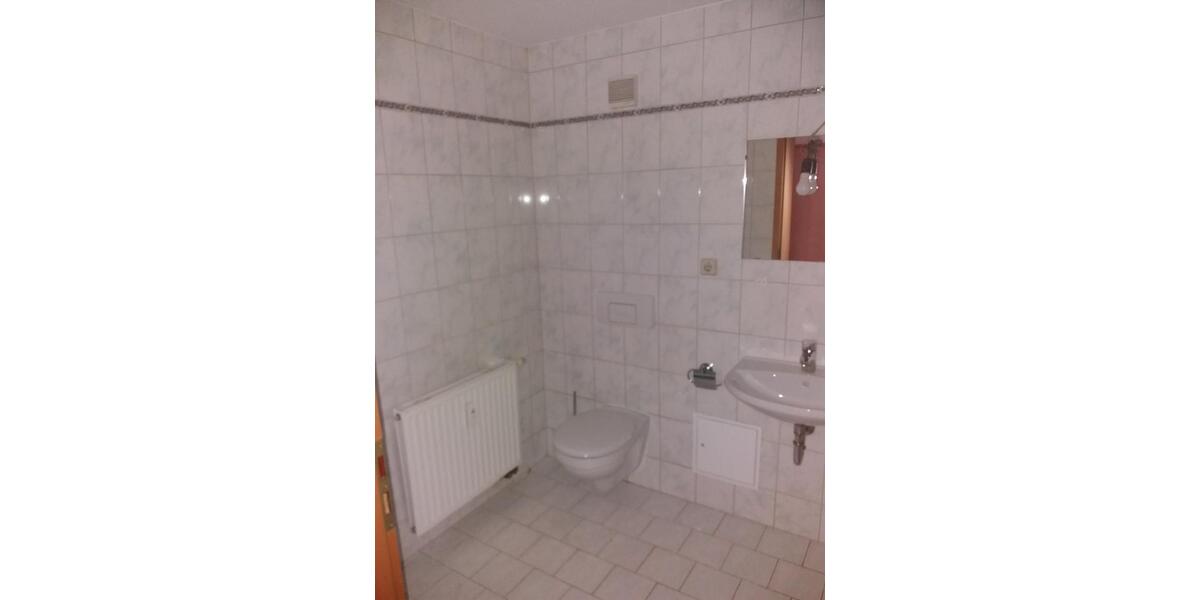 Etagenwohnung Gera Alt-Taubenpreskeln - 1 Zimmer, 40 m&sup2;, 240&euro; | Angebot:17411488