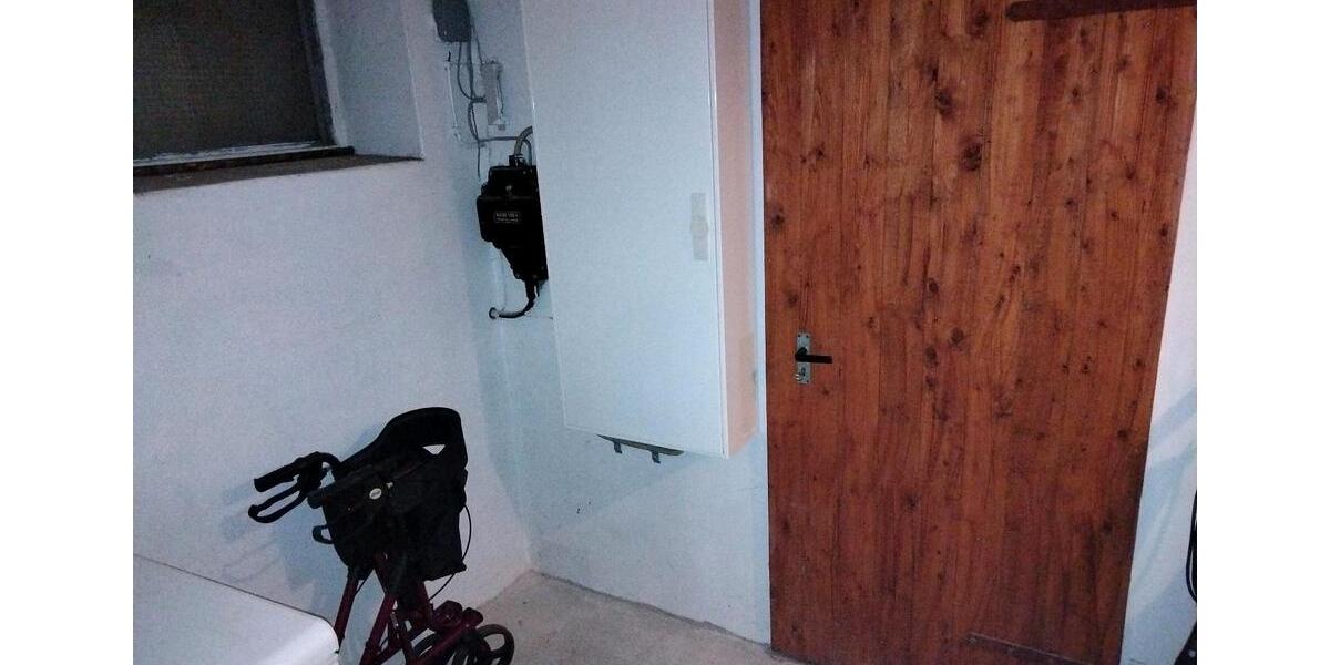 Etagenwohnung Kirchlinteln - 4 Zimmer, 140 m&sup2;, 1.100&euro; | Angebot:24380493