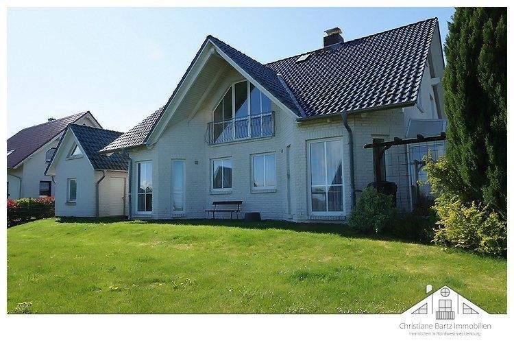 Einfamilienhaus Wismar Wendorf - 5 Zimmer, 164 m&sup2;, 1.600&euro; | Angebot:25880740