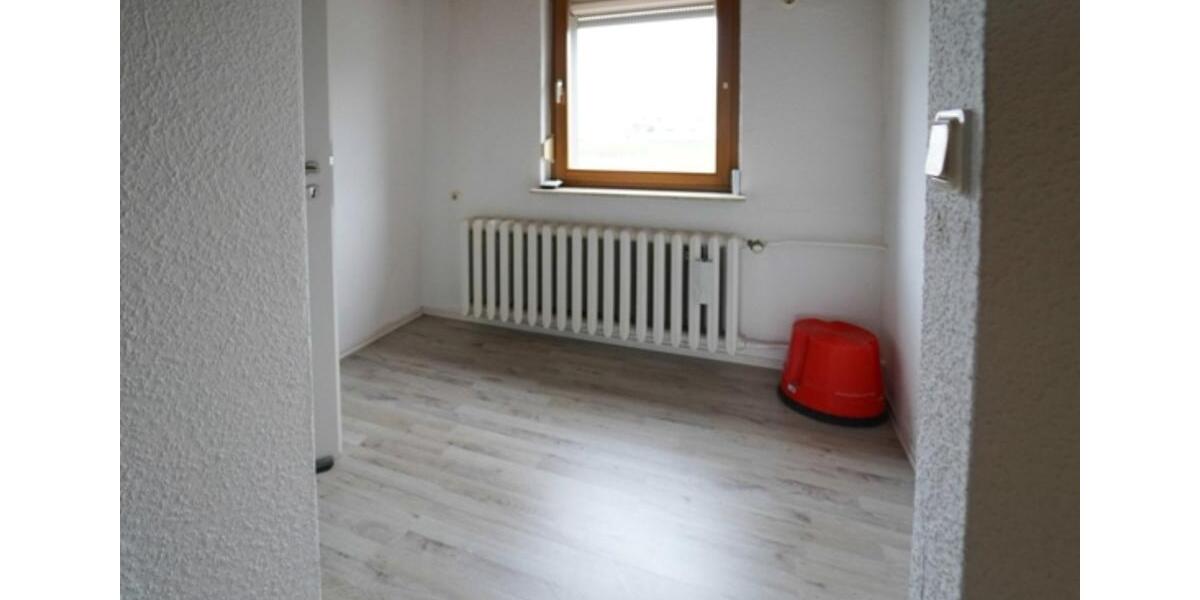 Wohnen auf Zeit Dermbach - 2.5 Zimmer, 48 m&sup2;, 150&euro; | Angebot:24681421