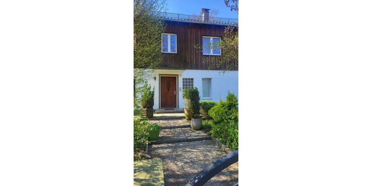 Etagenwohnung Geretsried - 3 Zimmer, 96 m&sup2;, 1.530&euro; | Angebot:26216933