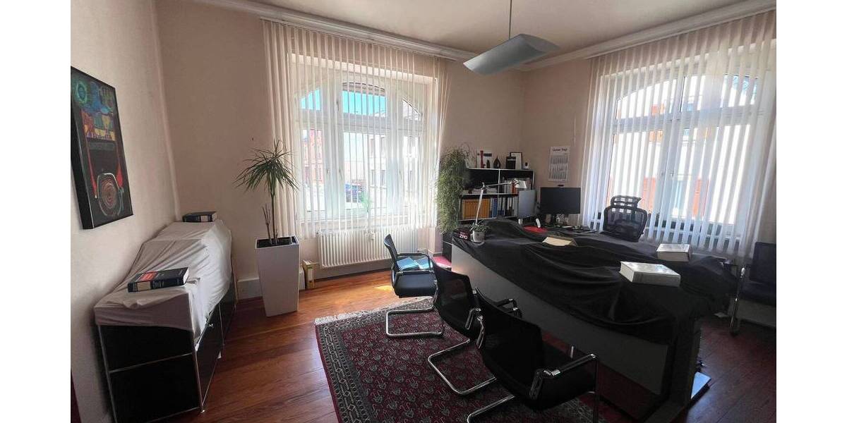 Gewerbeobjekt Bad Sobernheim - 5 Zimmer, 120 m&sup2;, 1.350&euro; | Angebot:26487864