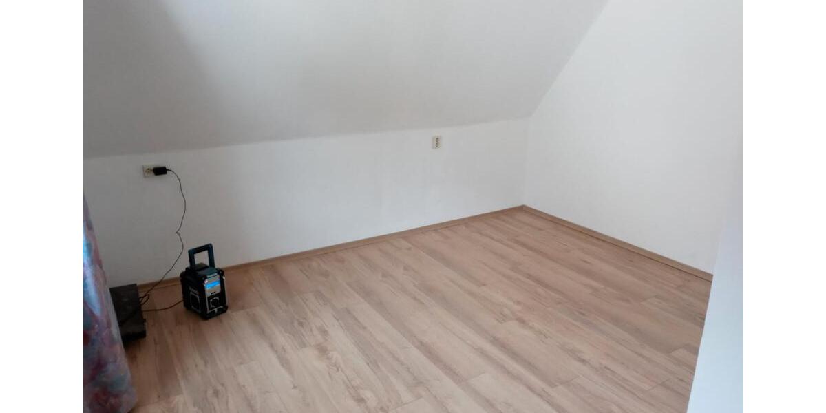 Doppelhaushälfte Warmensteinach - 2 Zimmer, 52 m&sup2;, 390&euro; | Angebot:26031857