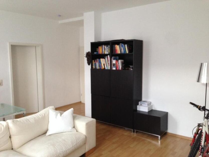 2 Zi. Wohnung in Top Lage S-West möbliert bis Juli 2026 zimmer