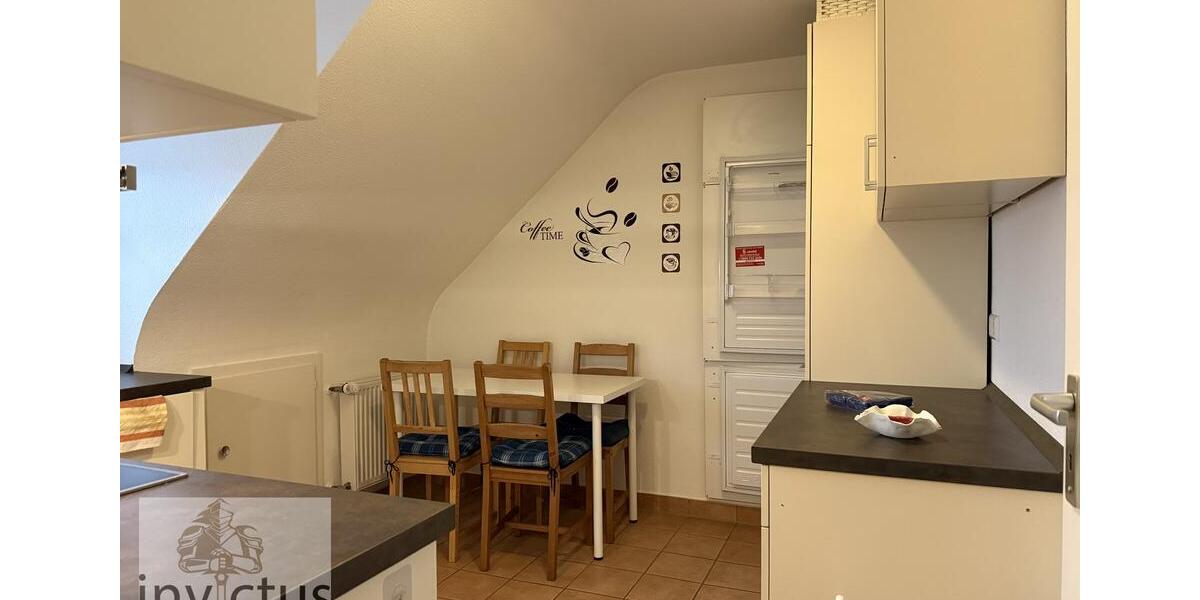 Dachgeschoßwohnung Stuttgart Luginsland - 2.5 Zimmer, 55 m&sup2;, 980&euro; | Angebot:26129769