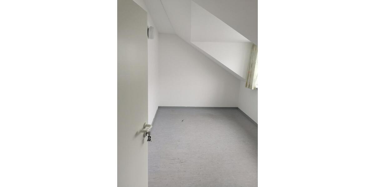 Dachgeschoßwohnung Cuxhaven - 2 Zimmer, 60 m&sup2;, 590&euro; | Angebot:26109646
