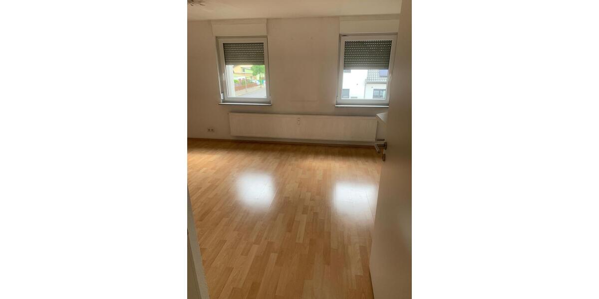 Dachgeschoßwohnung Mannheim Sandhofen - 3 Zimmer, 70 m&sup2;, 950&euro; | Angebot:26441811