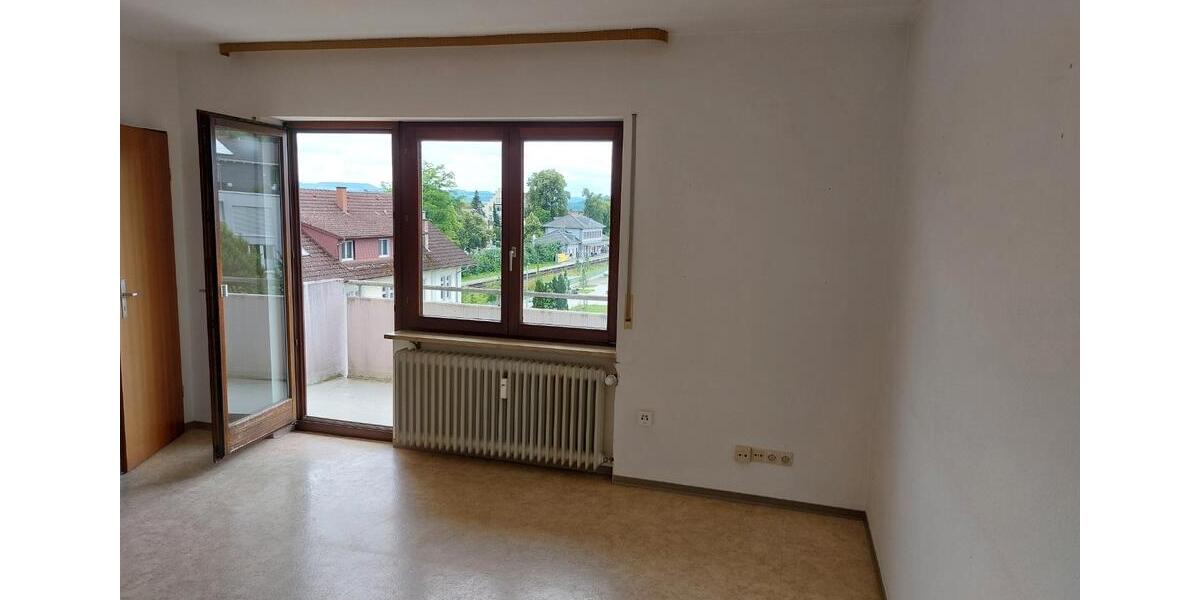 Etagenwohnung Waldshut-Tiengen Tiengen - 1 Zimmer, 32 m&sup2;, 350&euro; | Angebot:26385519