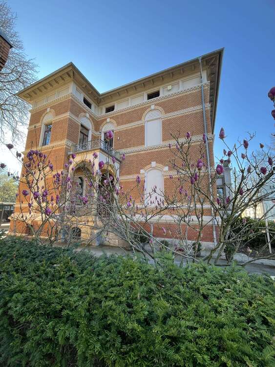 Wohnung zum Mieten in Braunschweig 2.100 € 200 m² 5 zimmer