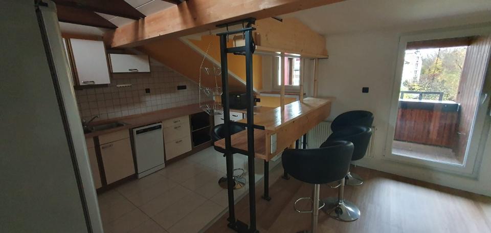 Dachgeschoßwohnung Sindelfingen Sindelfingen (Stadt) - 2 Zimmer, 61 m&sup2;, 850&euro; | Angebot:25794105