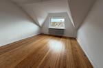 Dachgeschoßwohnung Kiel - 4 Zimmer, 127 m&sup2;, 1.490&euro; | Angebot:26625648