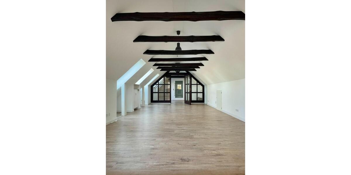 Dachgeschoßwohnung Harpstedt - 3.5 Zimmer, 110 m&sup2;, 1.100&euro; | Angebot:24381799