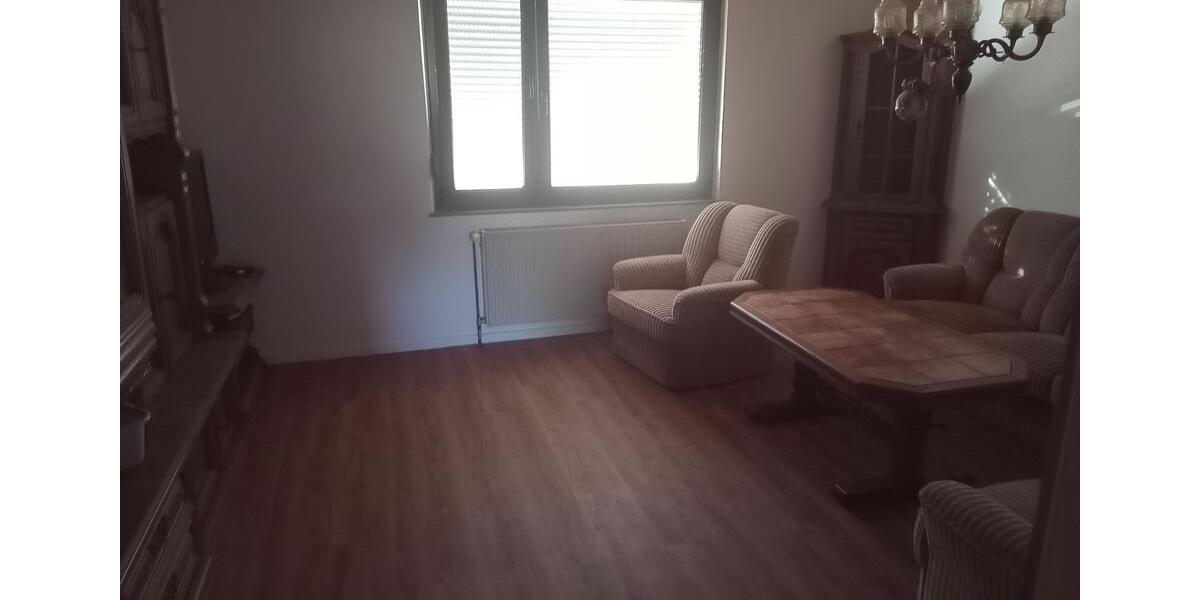 Einfamilienhaus Dellfeld - 6 Zimmer, 130 m&sup2;, 1.200&euro; | Angebot:26568338
