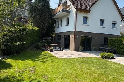 Wohnen auf Zeit Wermelskirchen - 7 Zimmer, 187 m&sup2;, 1.950&euro; | Angebot:26537221