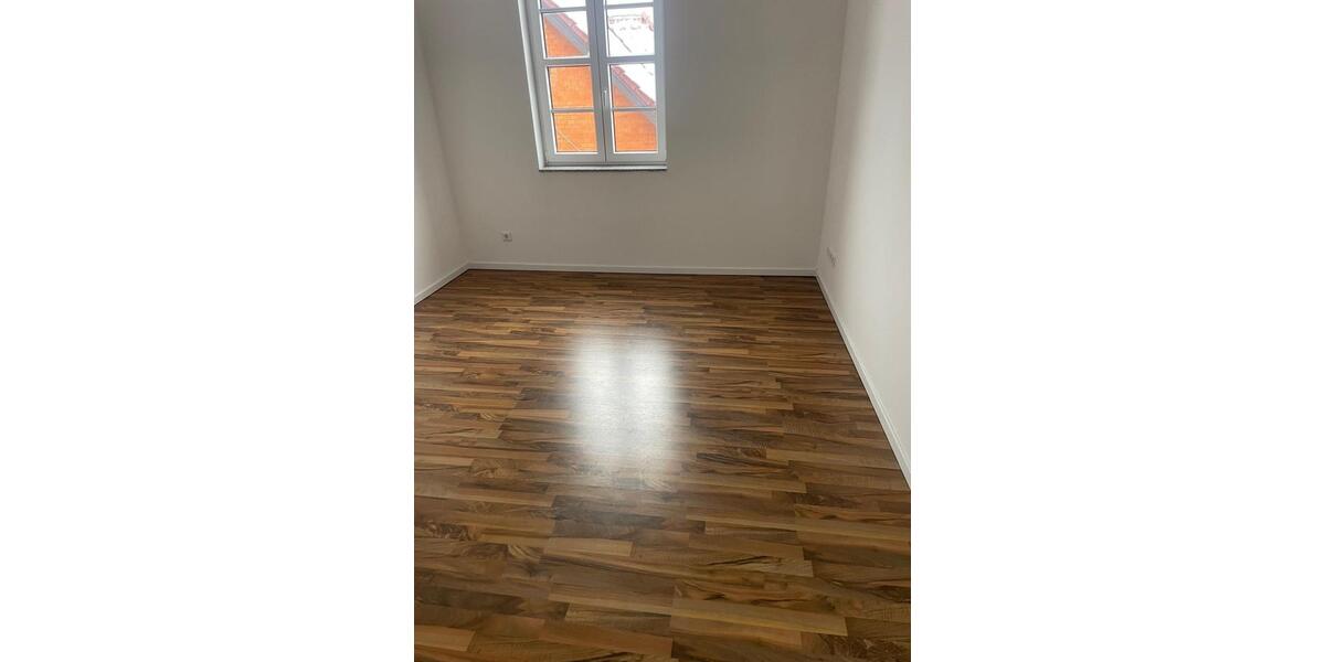 Komplettsanierung 2022 mit Fussbodenheizung. 2-Zi.-Wohnung in Son 2 zimmer