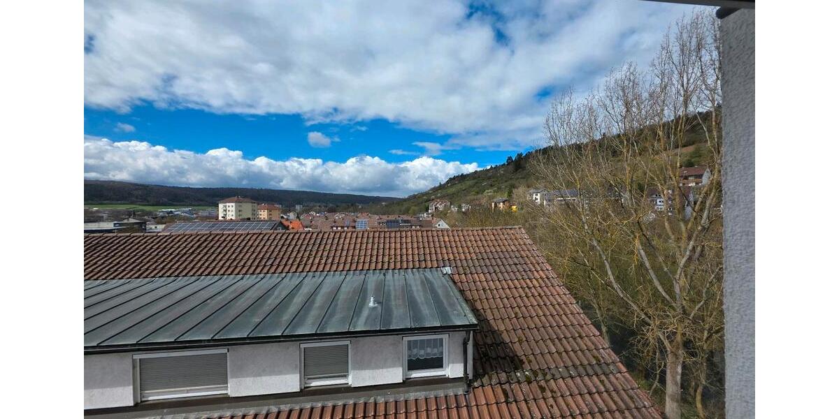Dachgeschoßwohnung Bad Mergentheim - 2 Zimmer, 81 m&sup2;, 680&euro; | Angebot:26682460