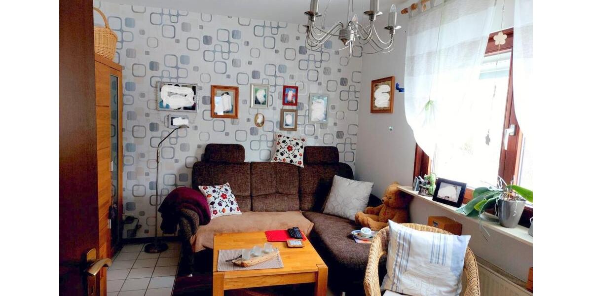 Etagenwohnung Homberg (Efze) - 4 Zimmer, 107 m&sup2;, 750&euro; | Angebot:24743065